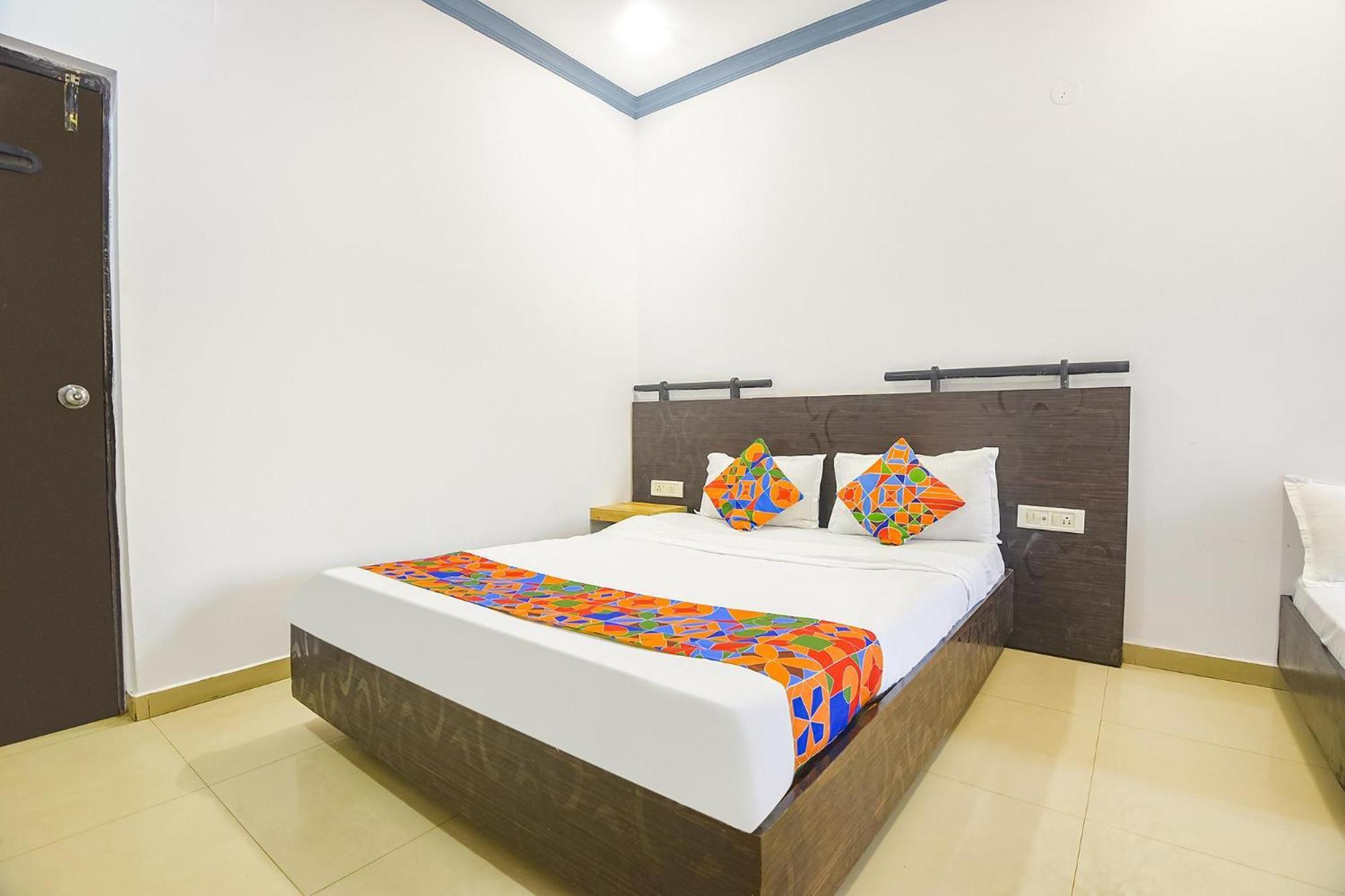 Fabexpress Neo Calangute Beach Resort Zewnętrze zdjęcie