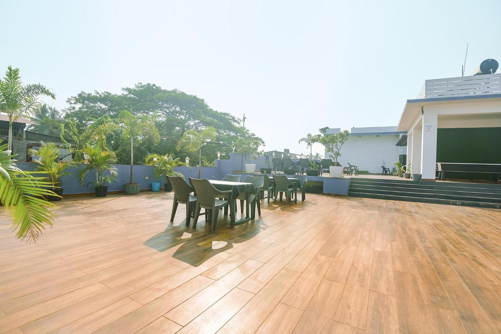 Fabexpress Neo Calangute Beach Resort Zewnętrze zdjęcie