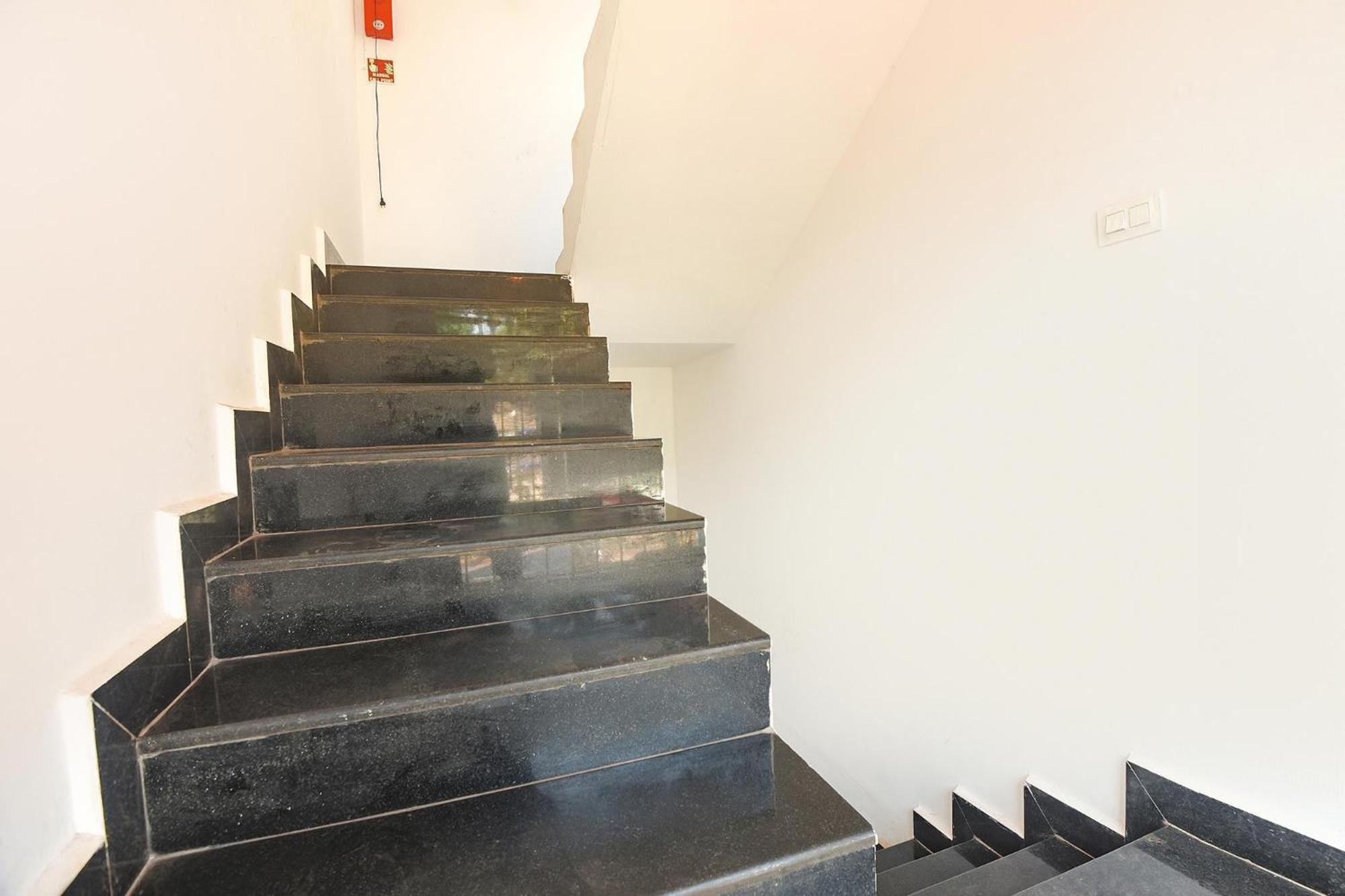 Fabexpress Neo Calangute Beach Resort Zewnętrze zdjęcie